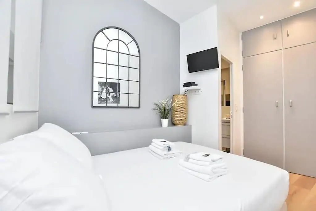 Appartement Goodguest-Appartement Design Et Cosy Batignolles Paris